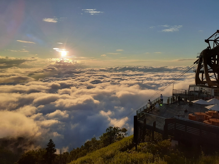 ひとリート 日帰り 関東 ひんやり スポット 避暑地 長野 SORA terrace ソラテラス 雲海 夕日