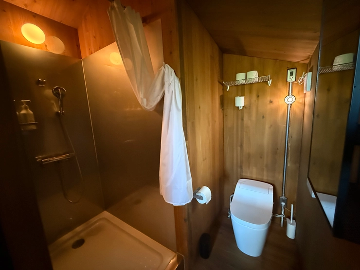ととのう 東原妙子 サウナ Earthboat 黒姫 キャンプのトイレ問題 キャンプ場 トイレ