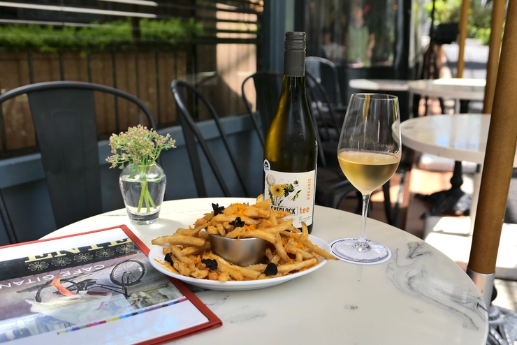 サウナ ひとリート リトリート 東京 恵比寿 整い飯 アフターサウナ CAFE GITANE メニュー トリュフポテト ワイン
