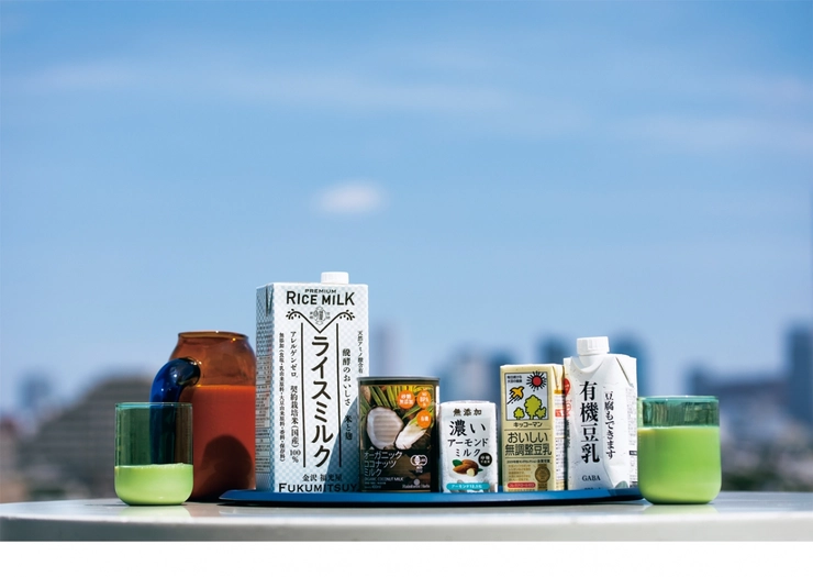植物性ミルクの製品イメージ写真