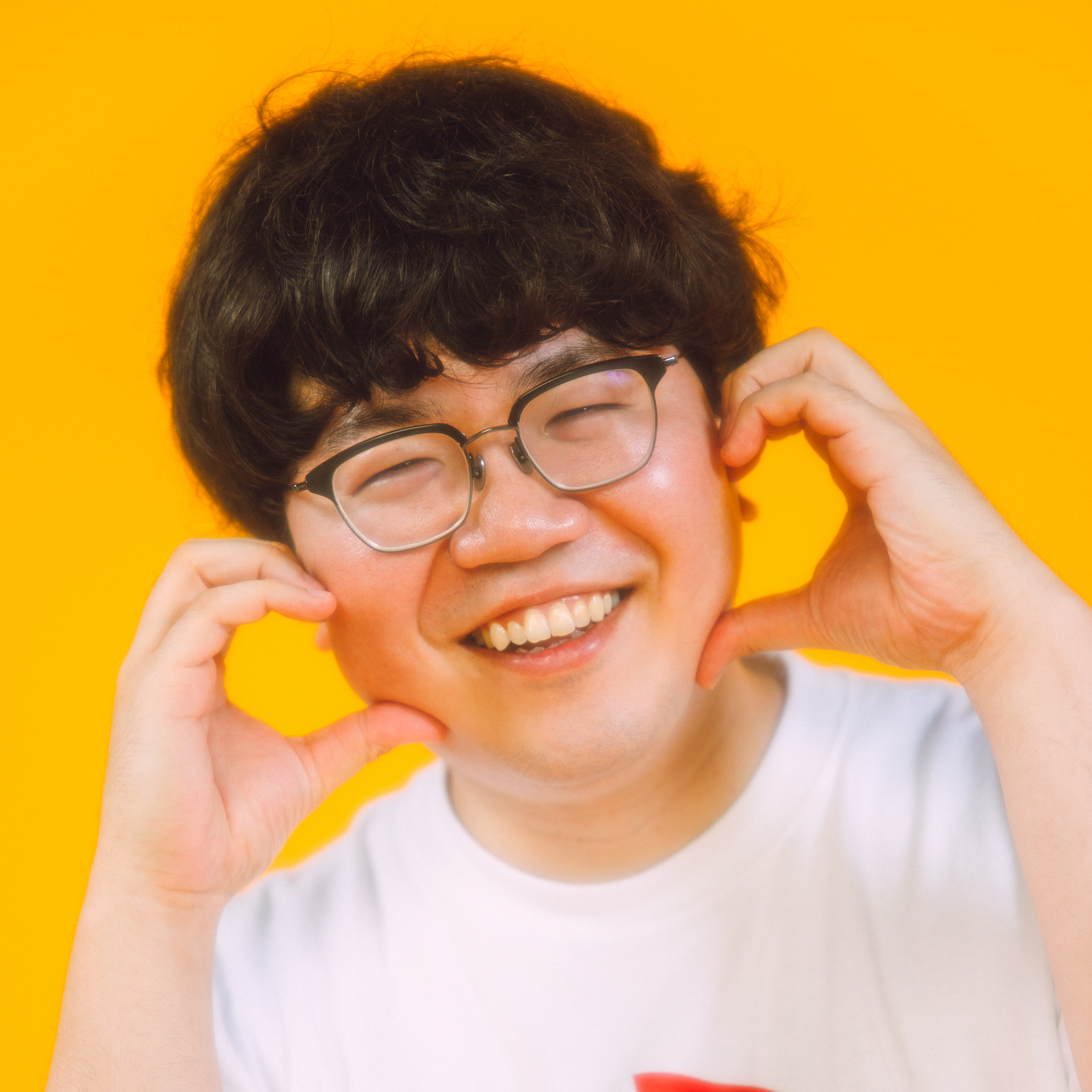 【佐伯ポインティさん】「猥談バーで“これって普通じゃないの？”ってみんなが驚くのが面白いんです」〈インタビュー前編〉