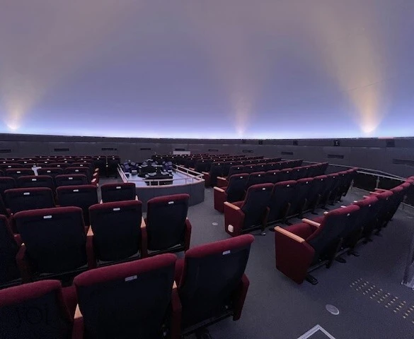 とらふぐ 田畑祐一 世田谷区 中央図書館プラネタリウム 内観