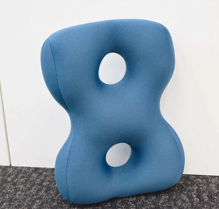 姿勢矯正　クッション　MOGU