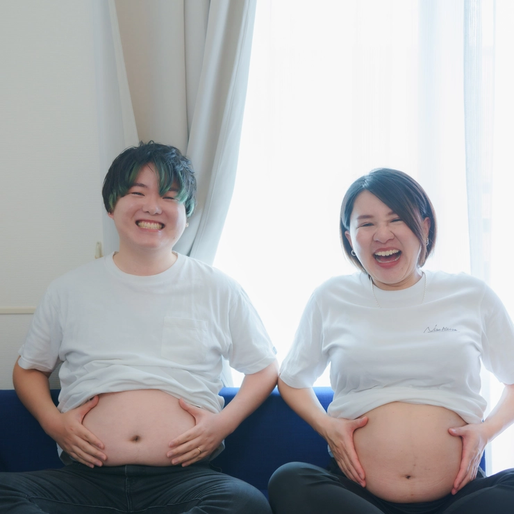 シオリーヌさん妊娠中のつくしさんとのカット