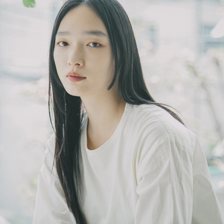 中島沙希さんのバストアップ写真