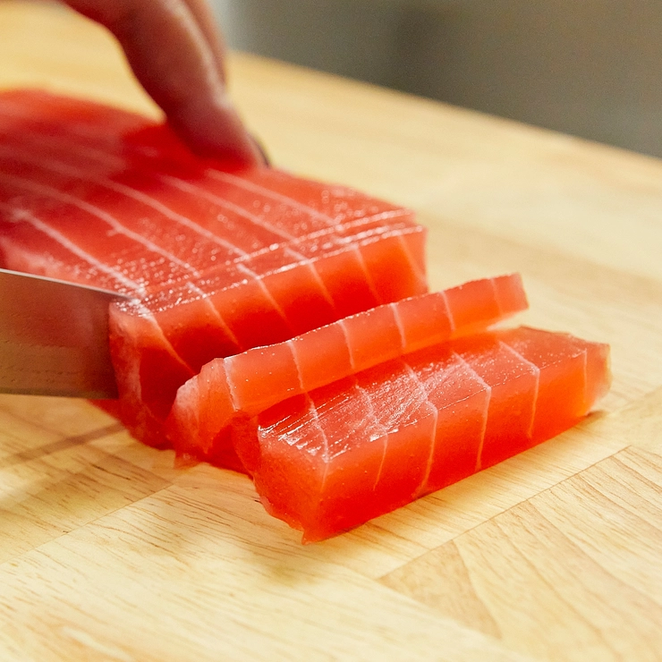 あずまフーズ まるでマグロ 調理 切り身