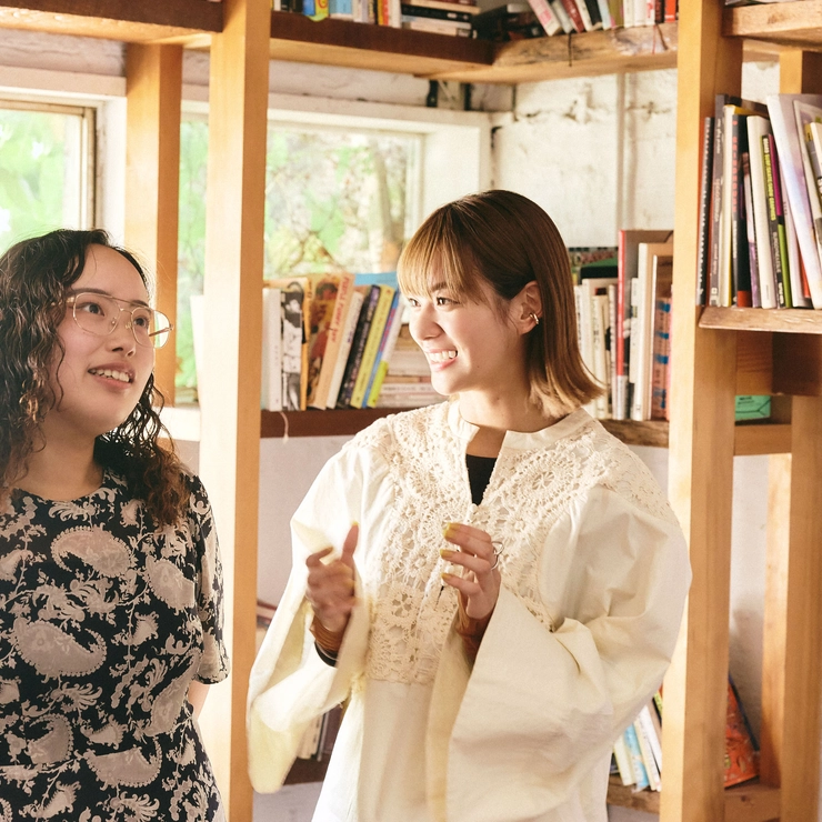 俳優の永瀬莉子さんと性教育プロデューサーの中島梨乃さん